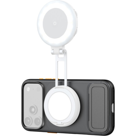 SmallRig 6590 FlipLoop - case, etui do iPhone 18 Pro Max / 17 Pro Max z podstawką i MagSafe - przykład użycia